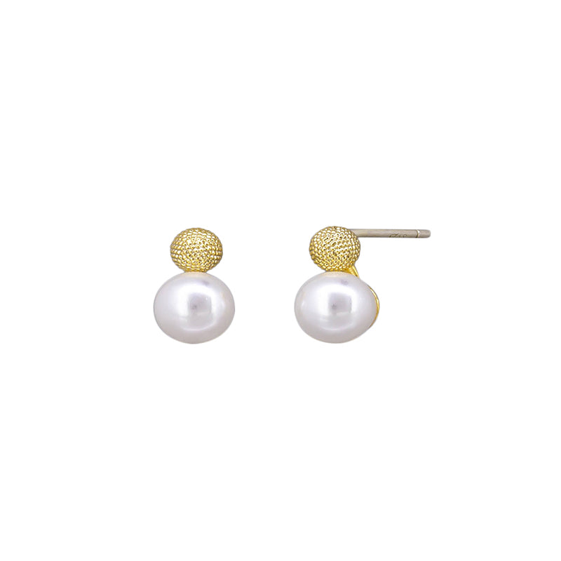 Maru Pearl Earrings