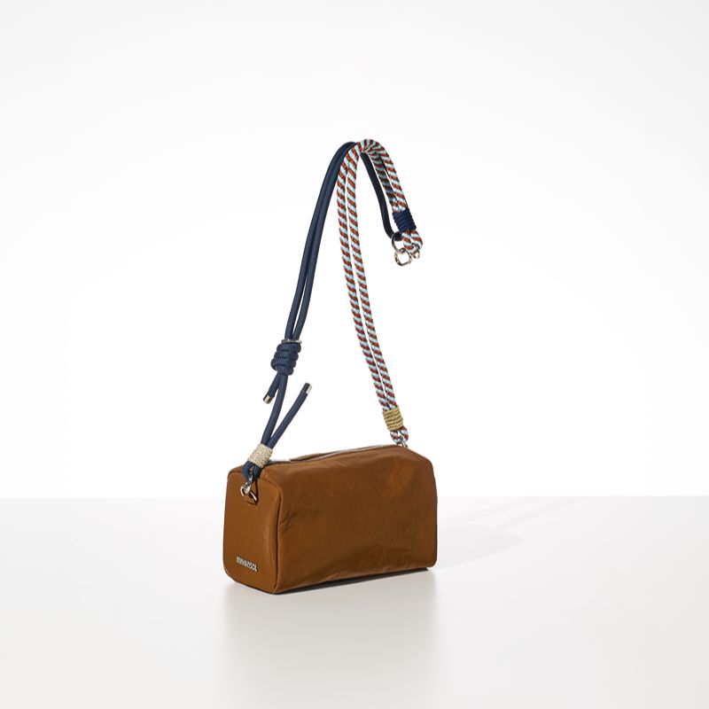 Brick Bag Camel