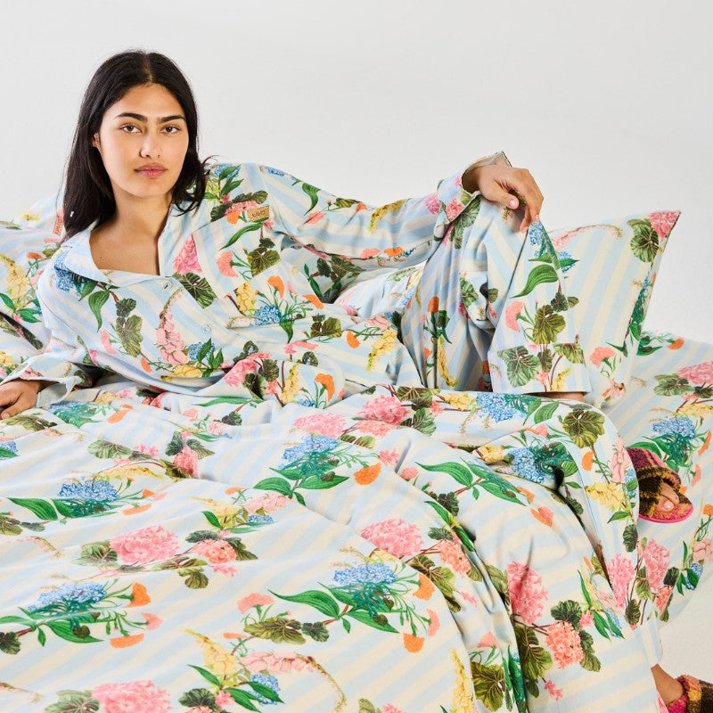 Bouquet Beauty Stripe Flannelette Quilt Cover