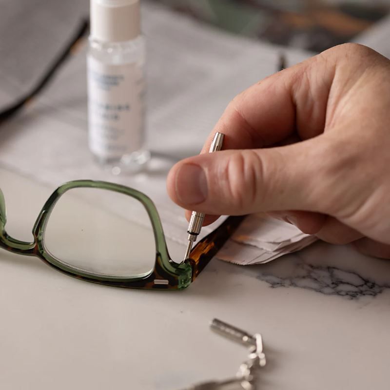 Squeaky Clean Glasses Repair Kit