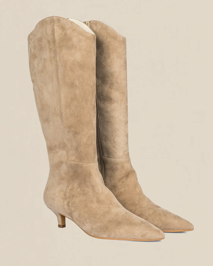 Master Boot Truffle Suede