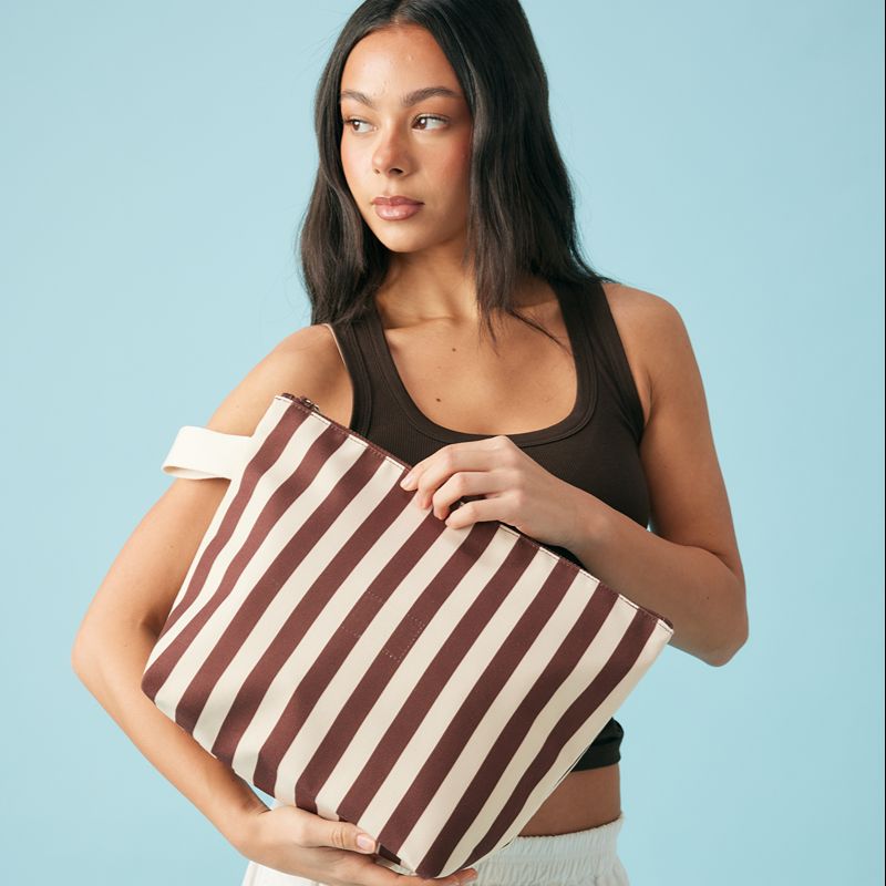 Wet Base Large Cocoa Stripe