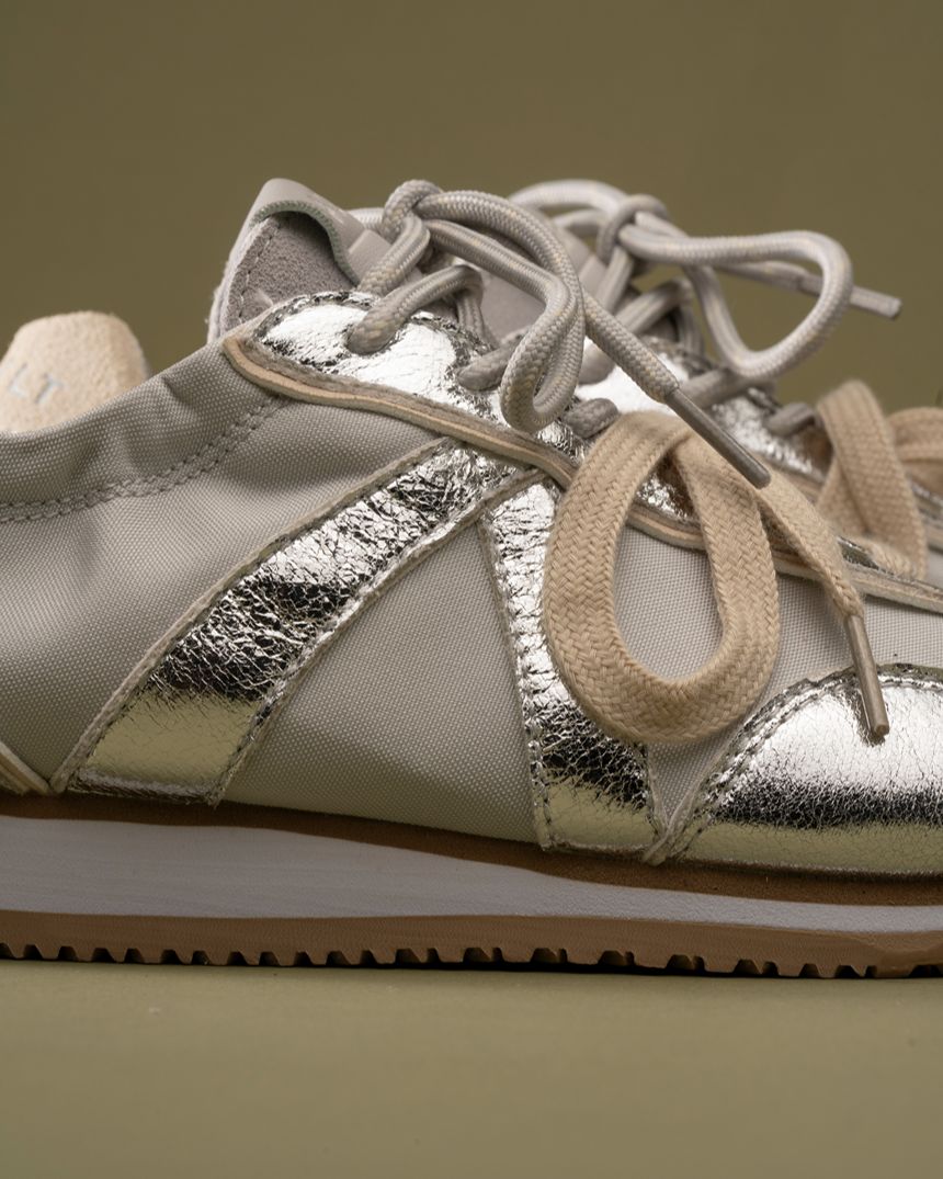 Grace Sneaker Silver Tan