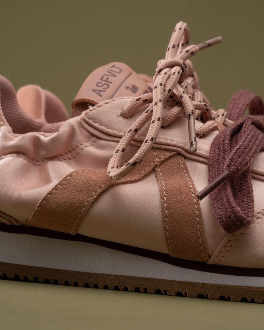 Grace Sneaker Rose Satin