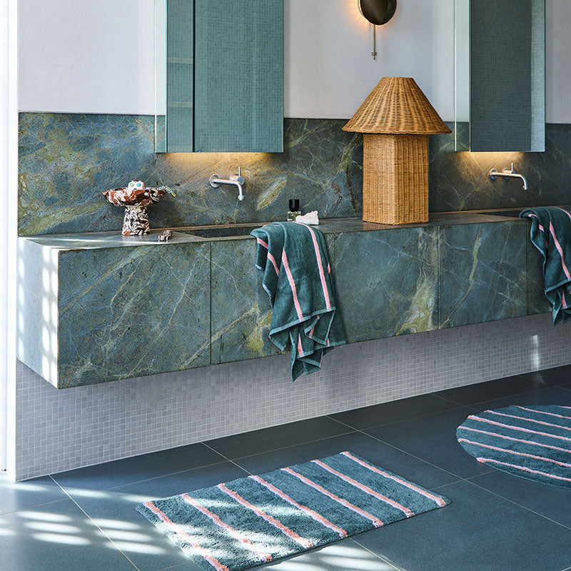 Wakame Crush Stripe Bath Mat