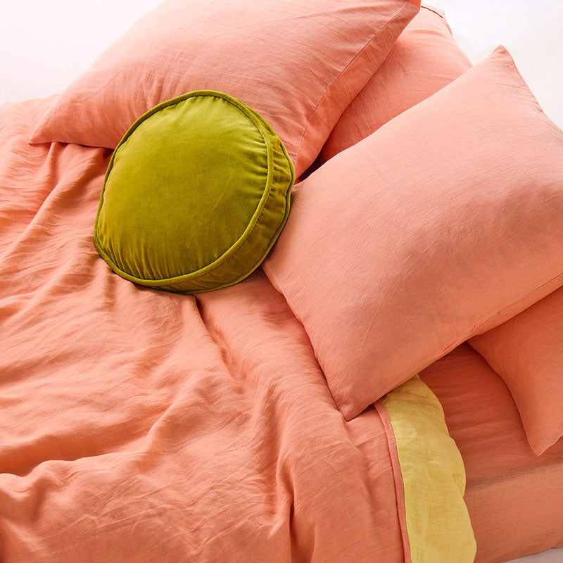 Pear Velvet Pea Cushion