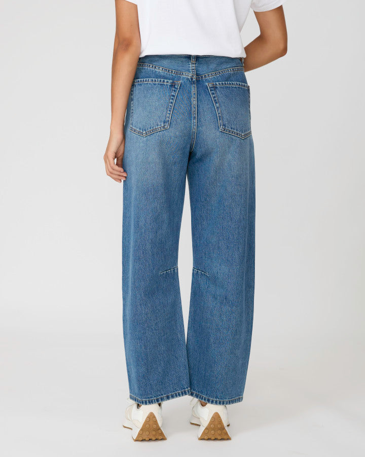 Carson Barrel Jean Blue