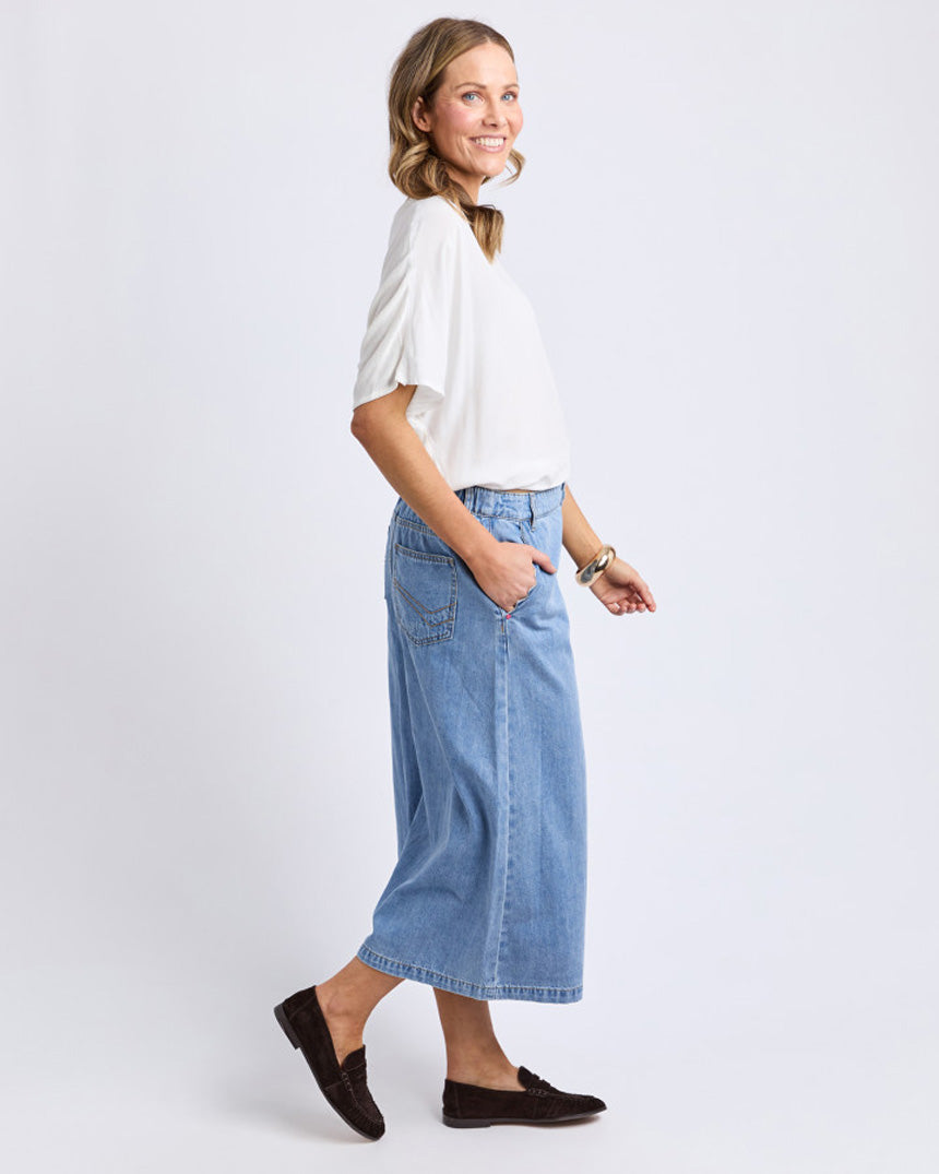 Scallop Edge Denim Skirt