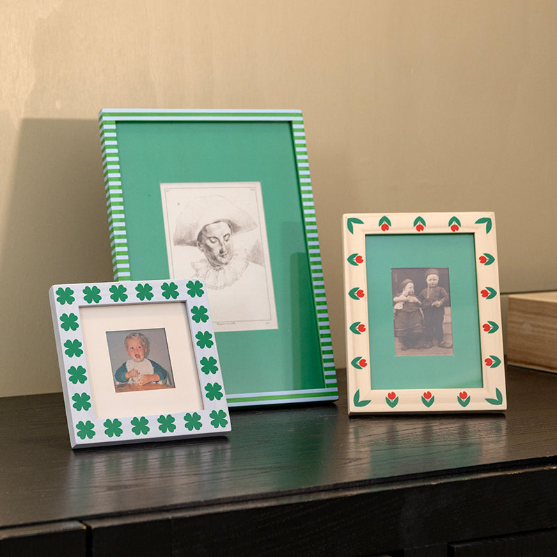 Photo Frame Patch Medium Tulip Green/White