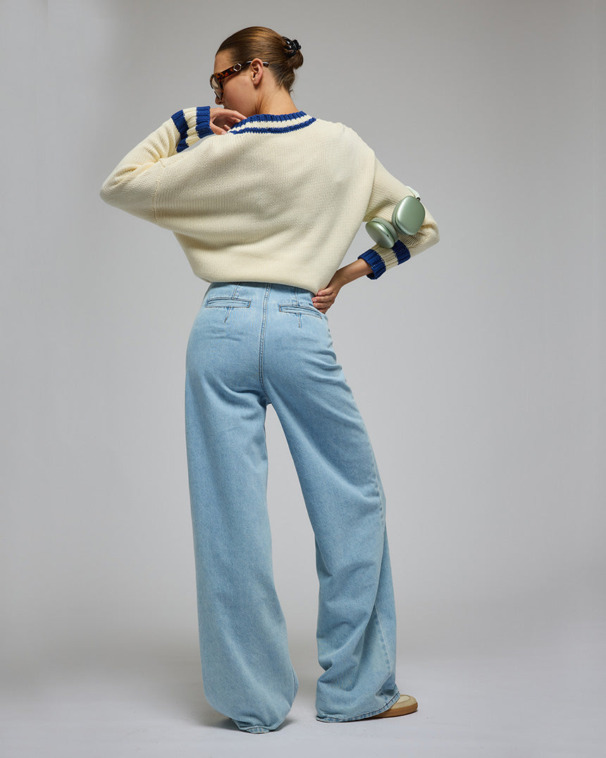 AJ V Neck Sweater Coconut