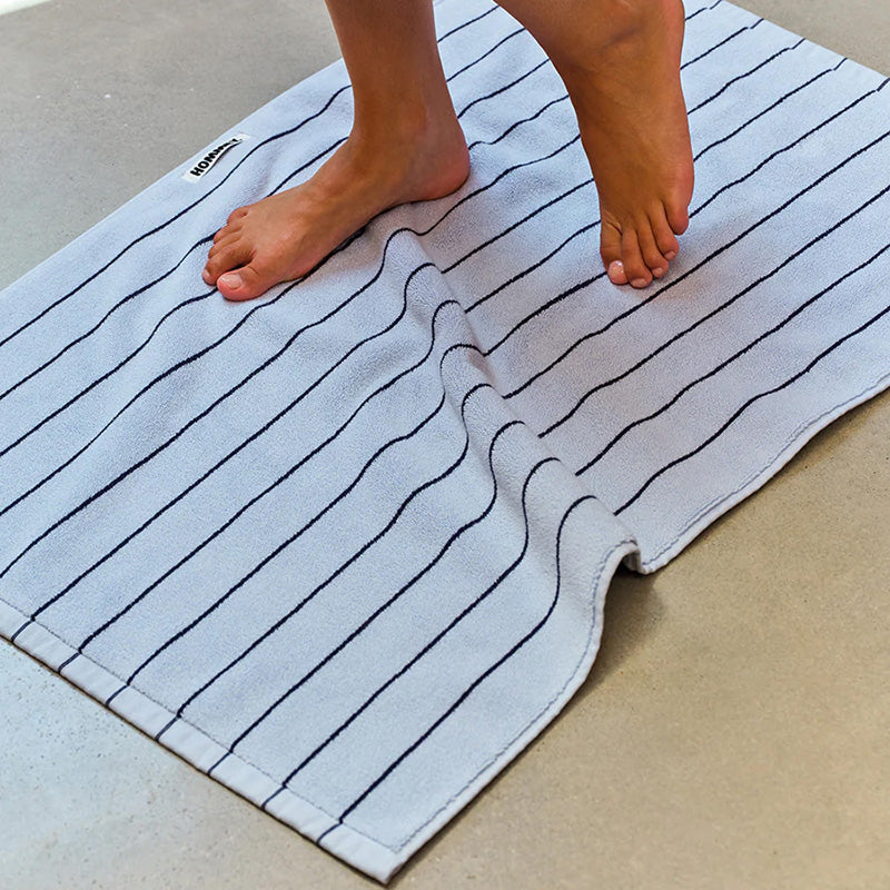 Mist Bath Mat