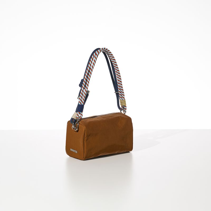 Brick Bag Camel