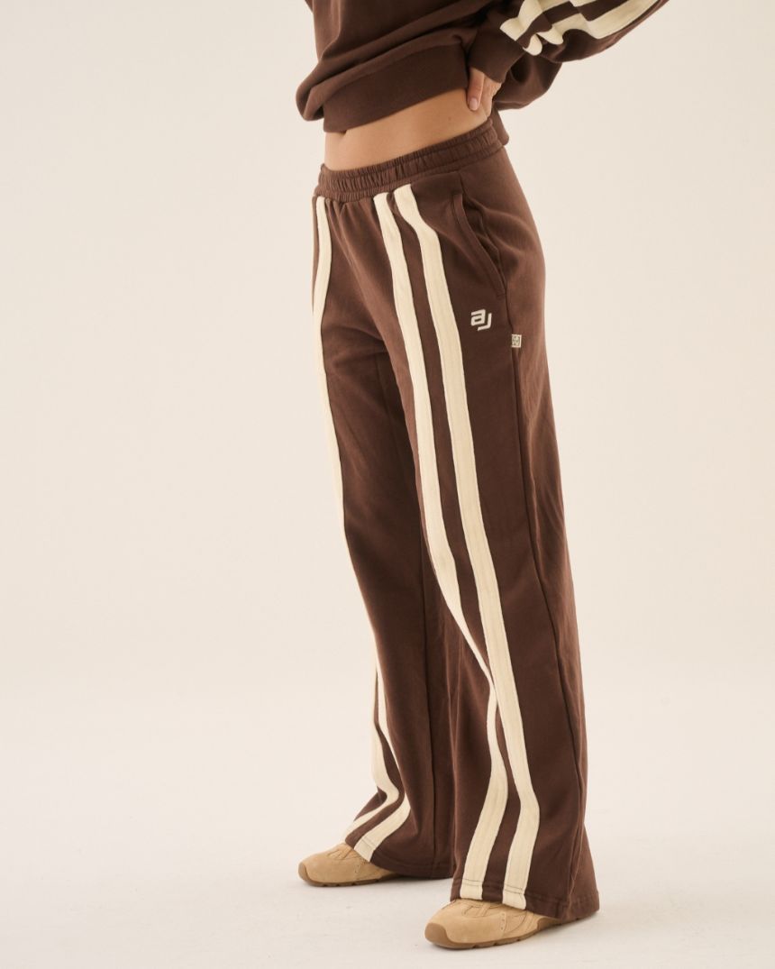 AJ Logo Stripe Trackpant Chicory Coffee