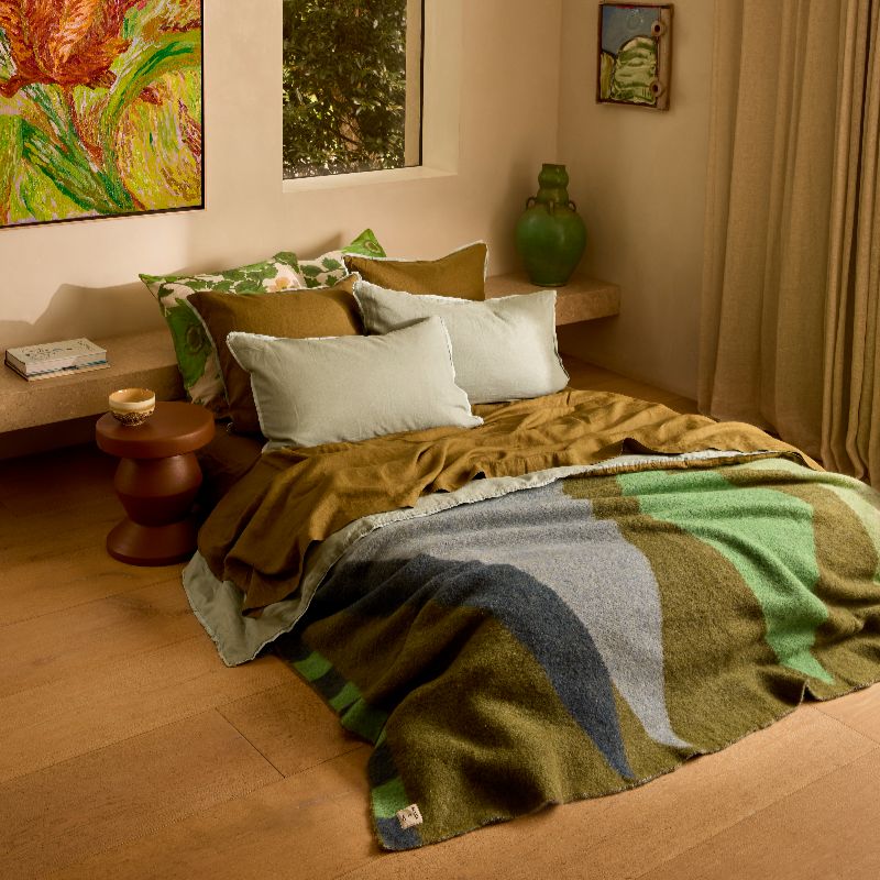 Mohair Geometric Green Throw