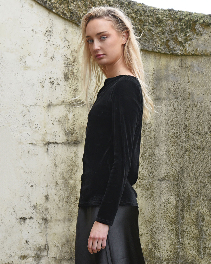 Soft Spell Top Black
