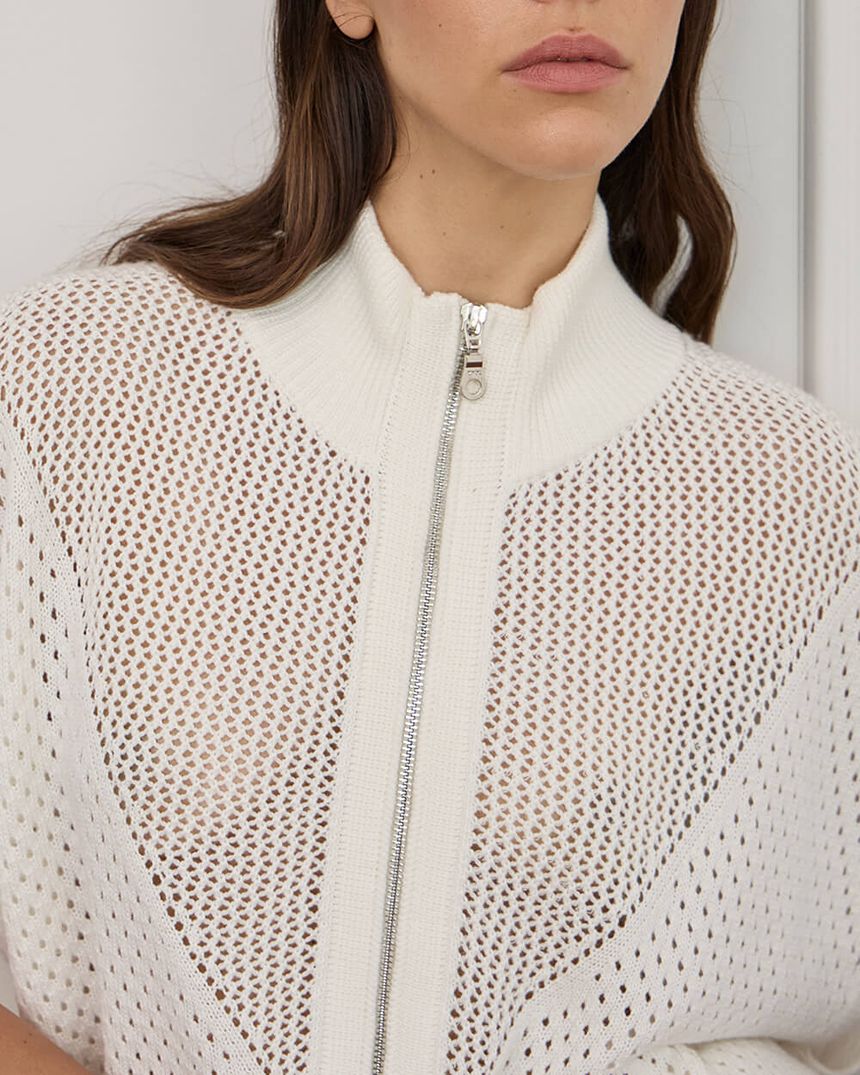 Carrie Zip Top Cream