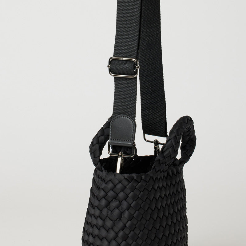 Lupe Small Crossbody Bag Black