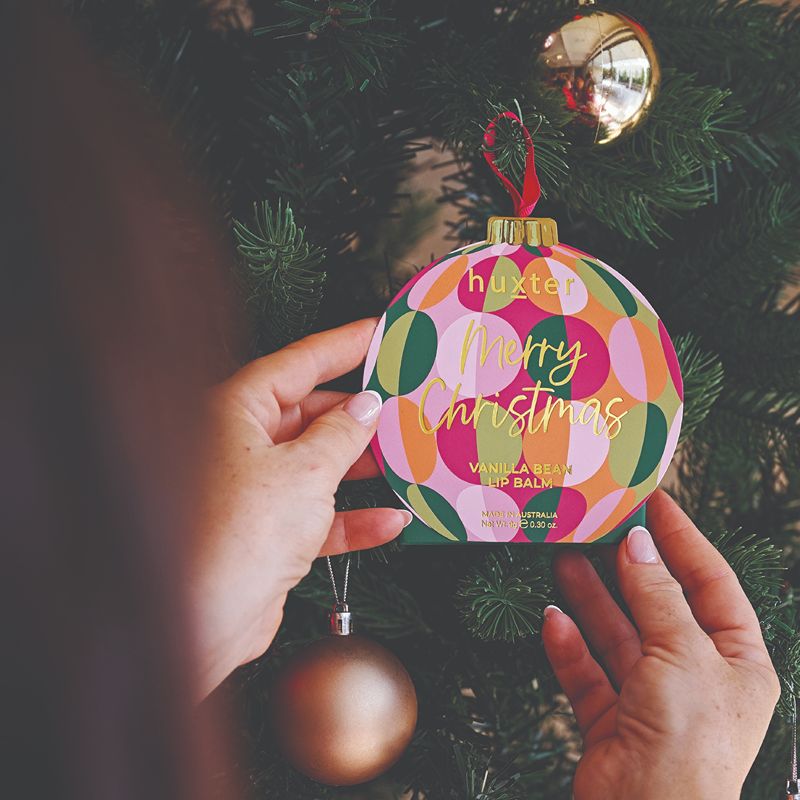 Hanging Lip Balm Bauble Circles