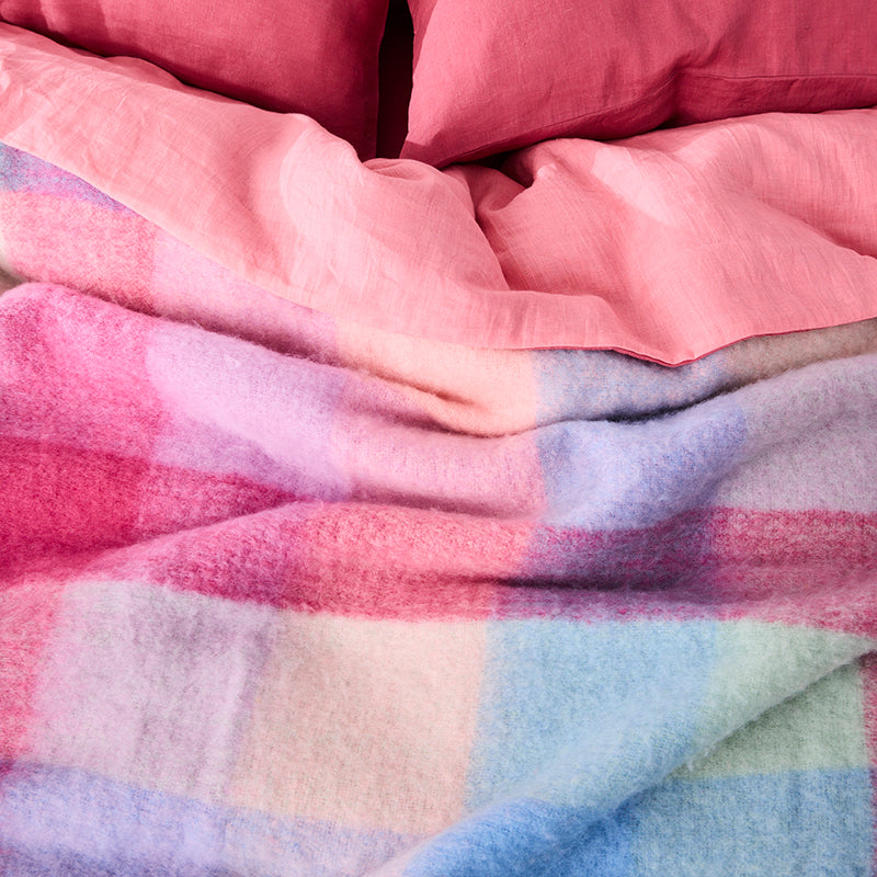 Candy Clouds Tartan Cosy Blanket