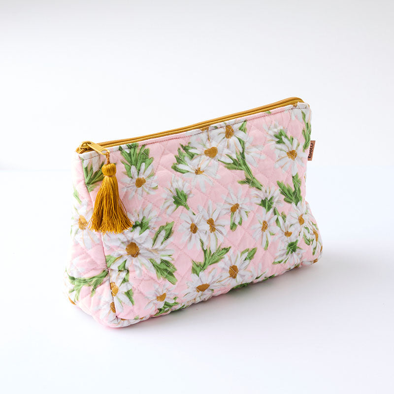 Sweet Daisy Quilted Cotton Toiletry Purse