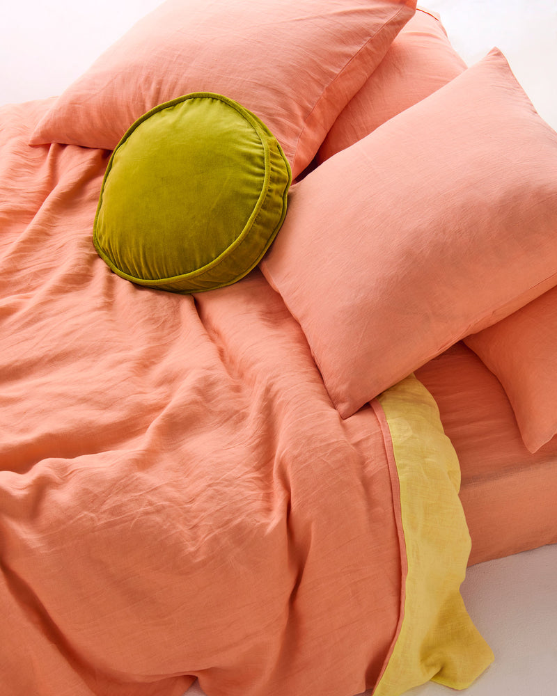 Pear Velvet Pea Cushion