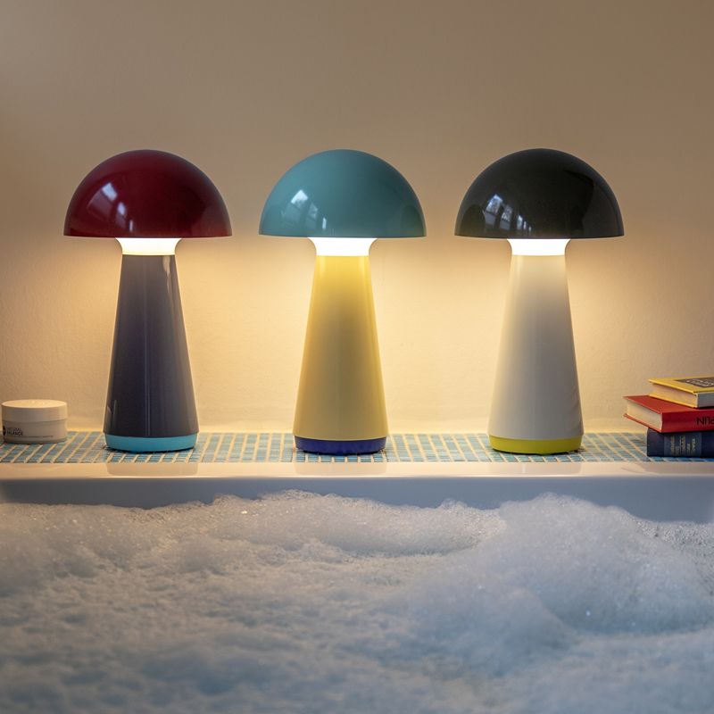 Bob Table Lamp Red