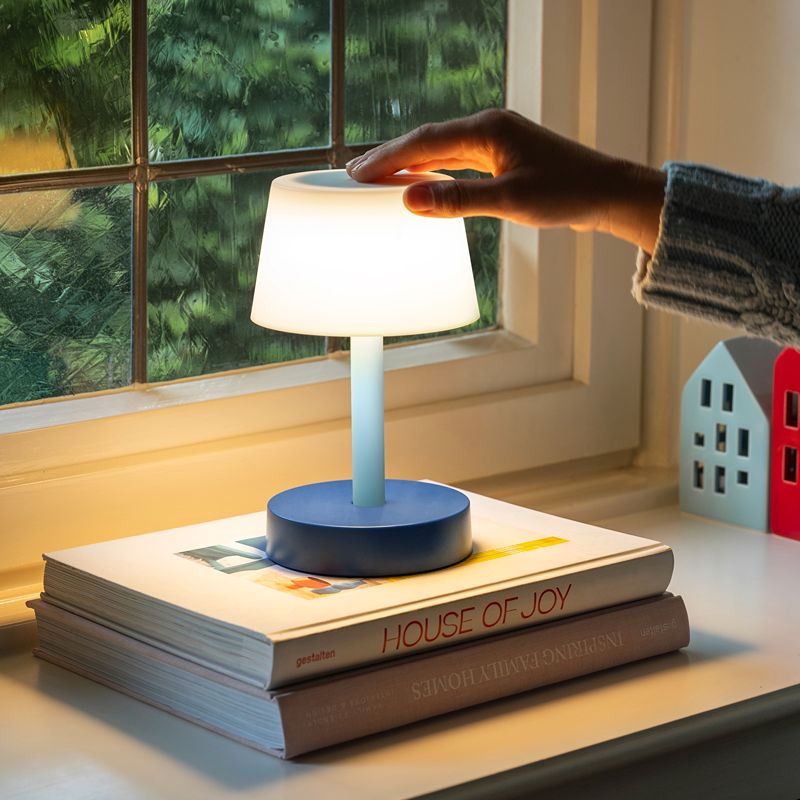 Fritz Table Lamp Sky