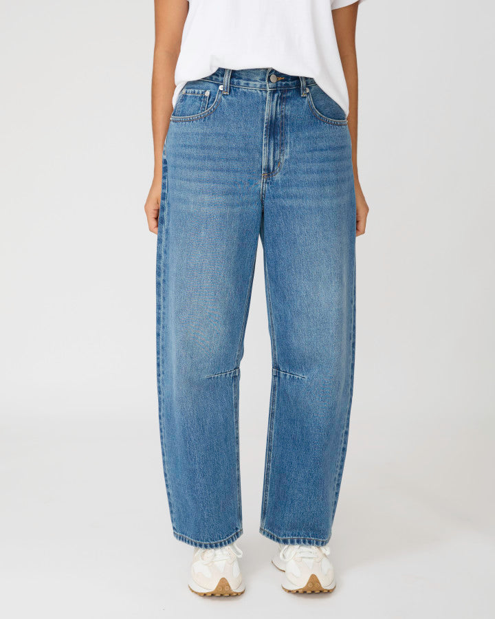 Carson Barrel Jean Blue