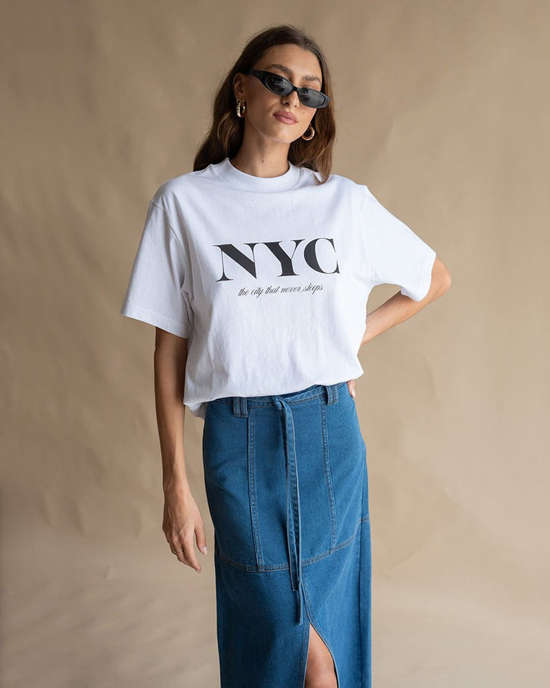 Find City Never Sleeps Tee Chalk - Araminta James at Bungalow Trading Co.