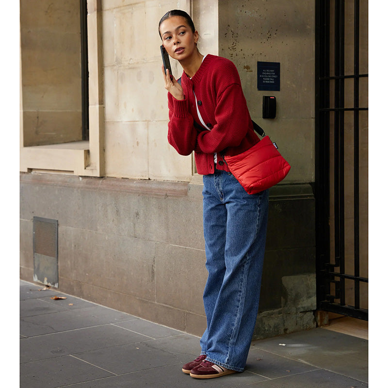 Cloud Stash Base Crossbody Cherry Red