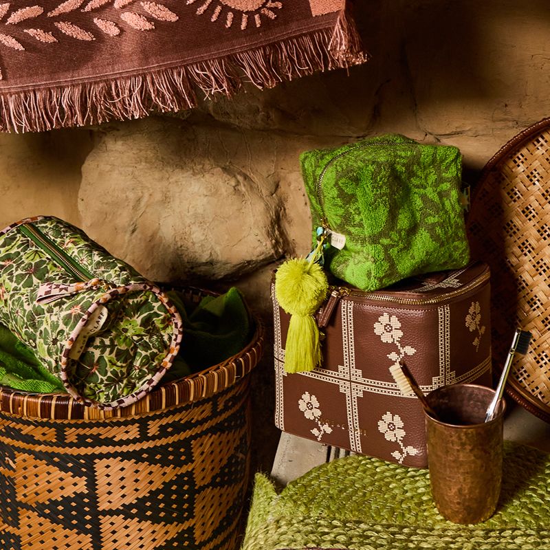 Magnolia Make Up Bag Cactus Green