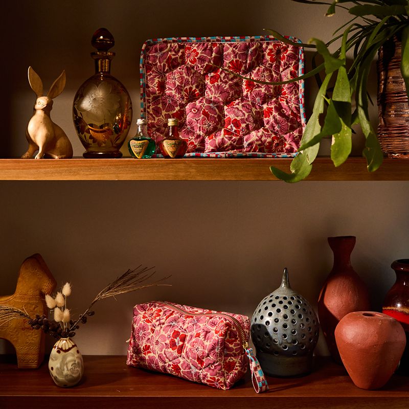 Magnolia Travel Pouch Poppy