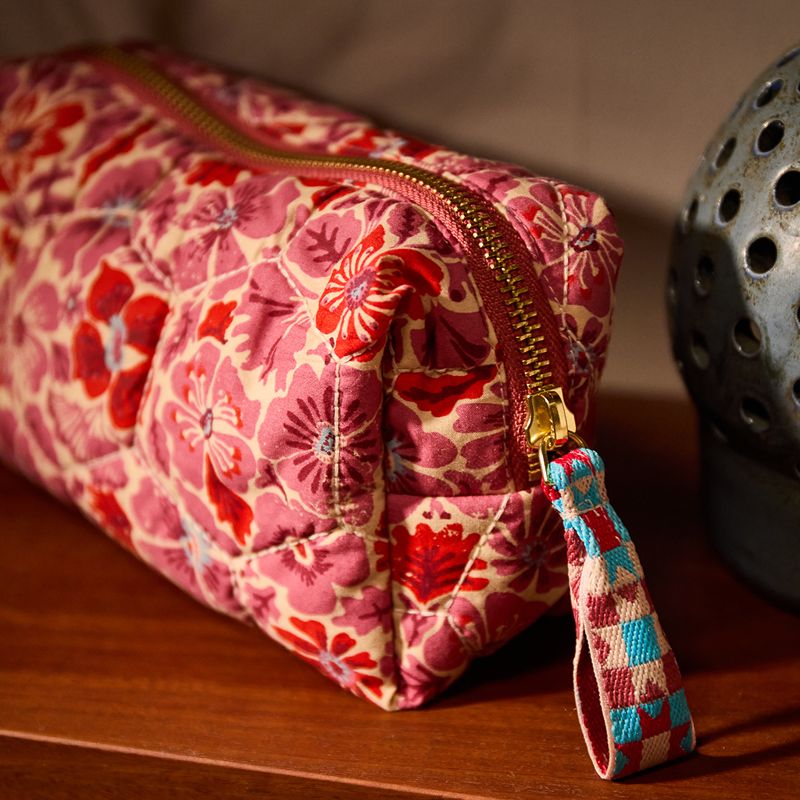 Magnolia Travel Pouch Poppy