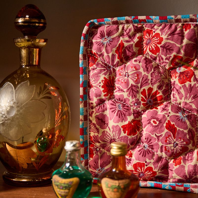 Magnolia Vanity Bag Poppy