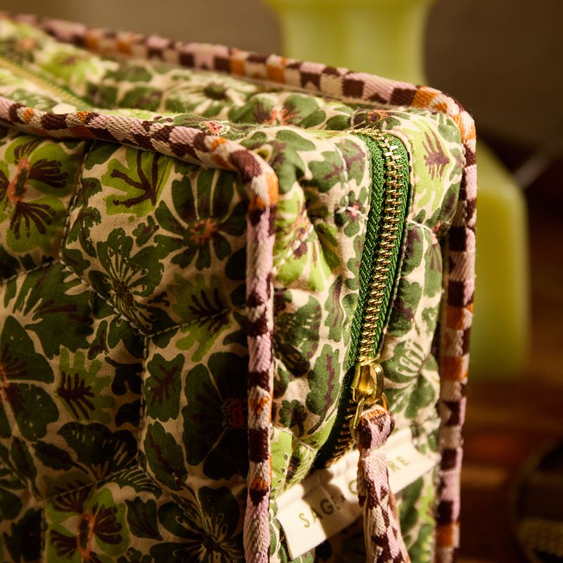 Magnolia Vanity Bag Cactus Green