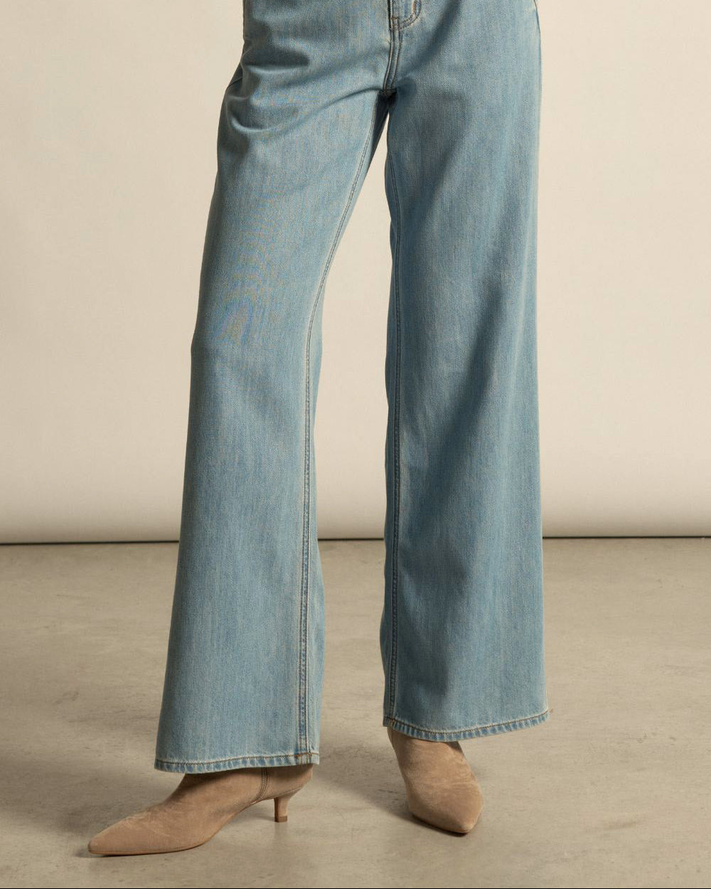 Flint Jean Light Washed Denim