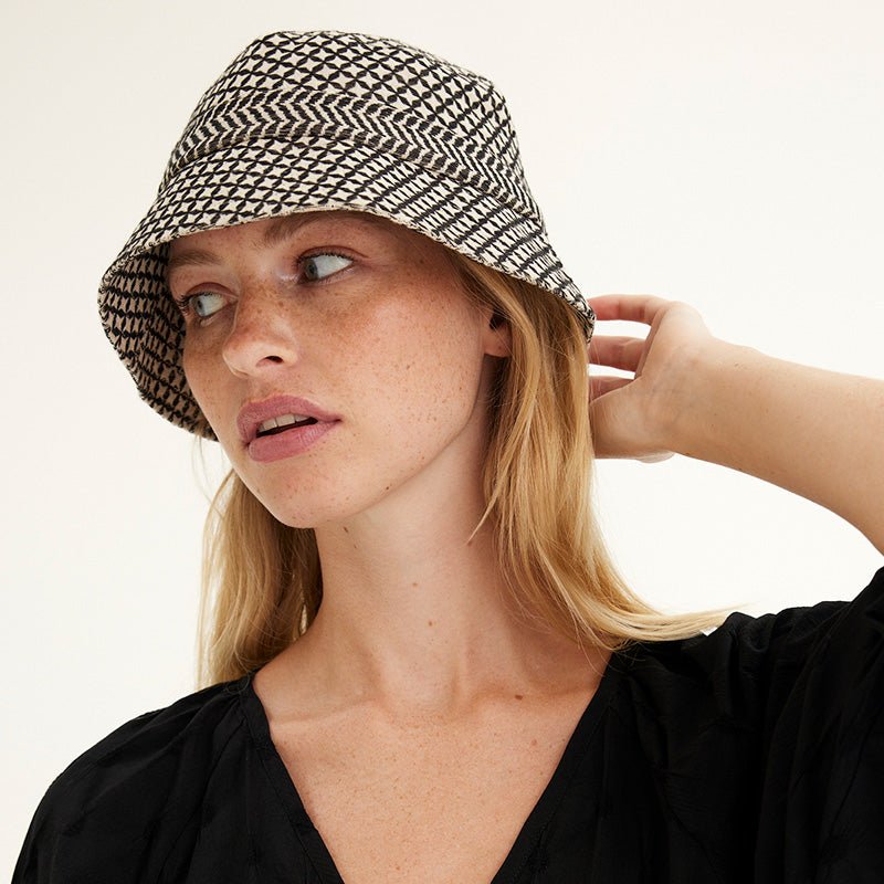 Find Mio Bucket Hat Ecru & Black - Summery Copenhagen at Bungalow Trading Co.