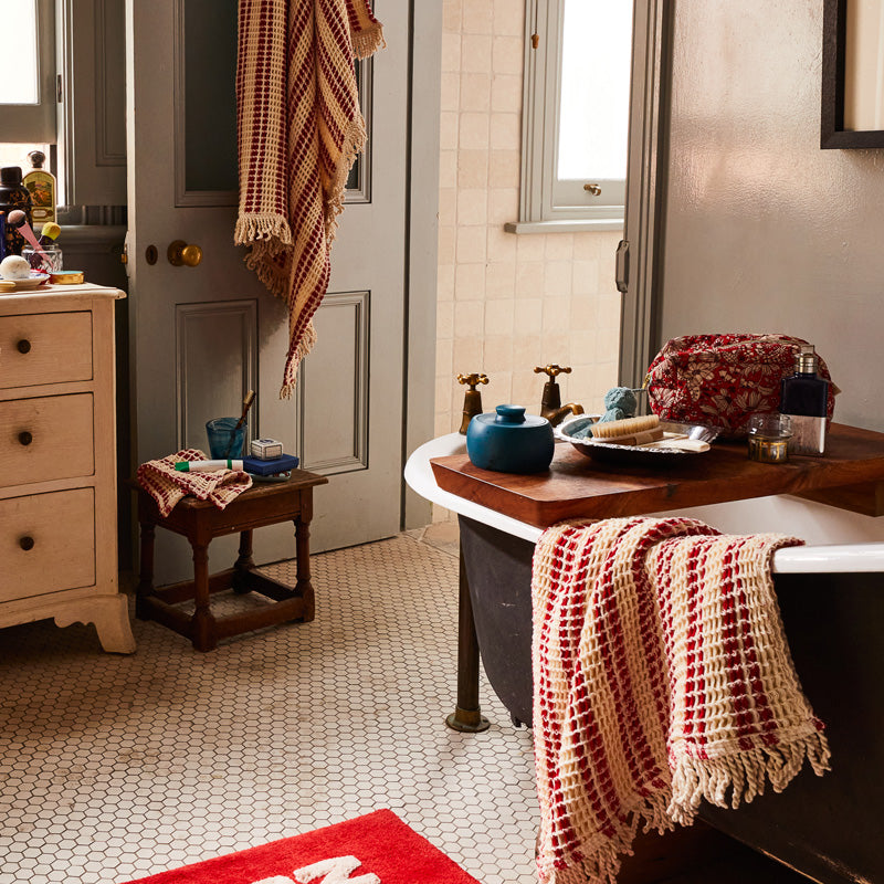 Halleck Canister Capri