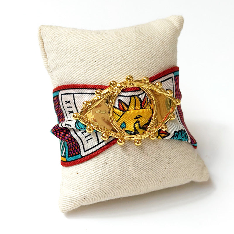 Bonoeil Scarf Charm with 4cm Tarot Red Silk Twill