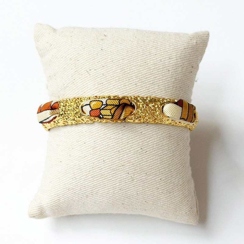 Queen Gold Bracelet with 1cm Salon Silk Twill